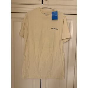 New W/tags Men’s Columbia Beige T Shirt With Mountains / Tent On Back Medium